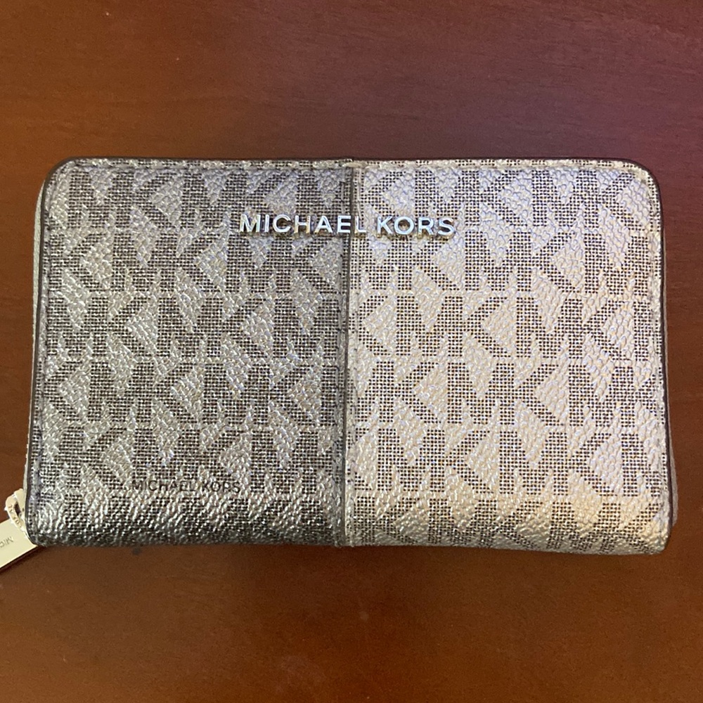 Michael Kors Credit Card Case